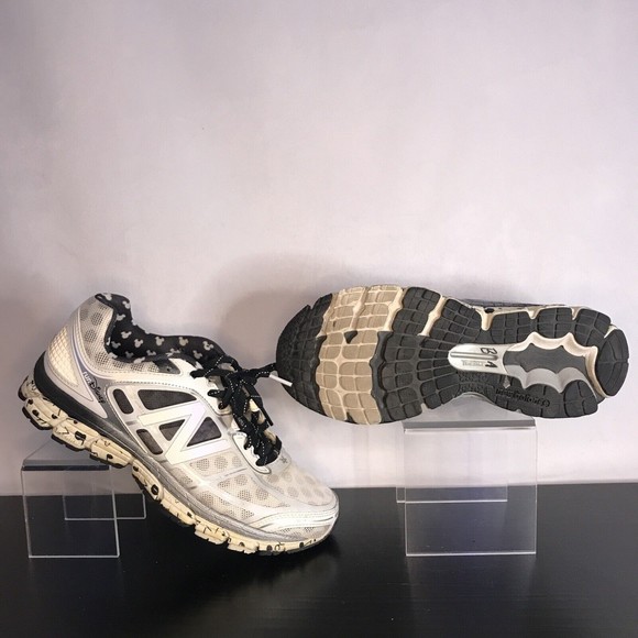 New Balance Run Disney 860v5 2015 Minnie Mouse Women’s Size 9 Running Shoes - Picture 2 of 4